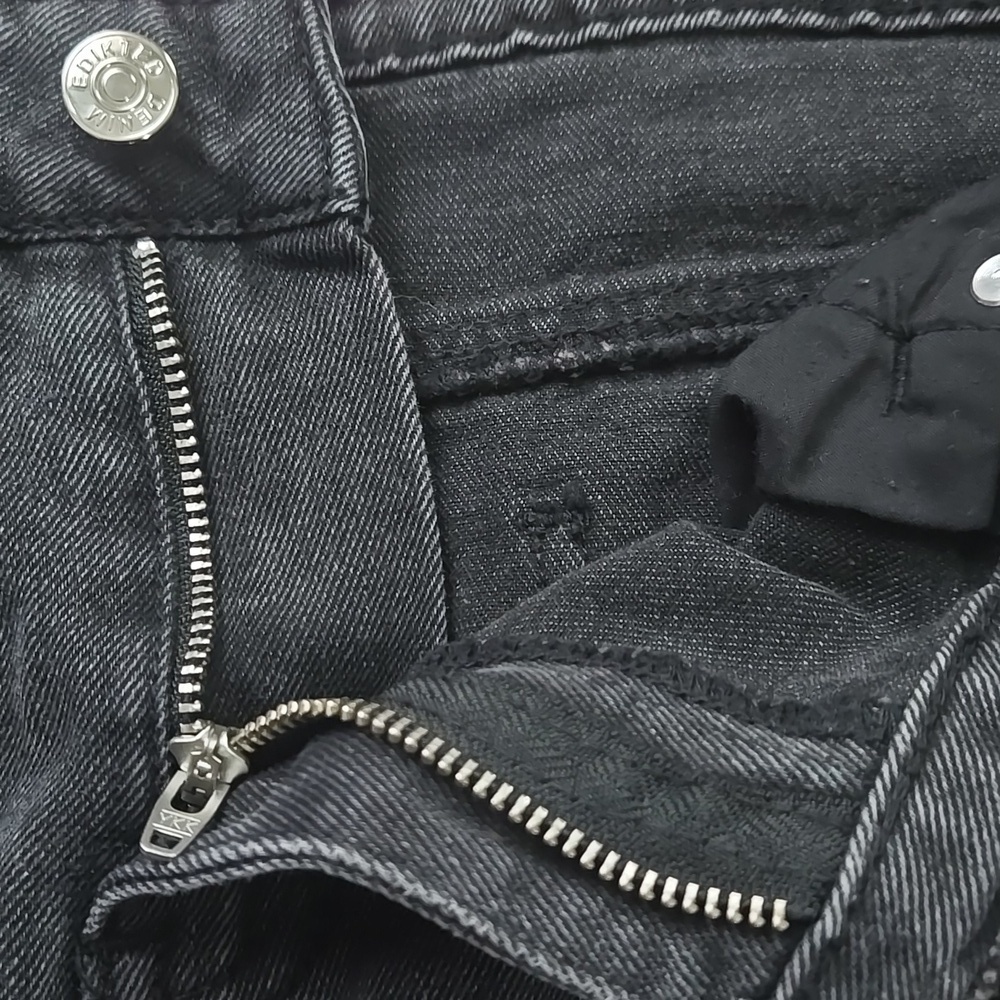 EDIKTED Low Rise Wide Leg Jeans Washed Charcoal Black Denim Size XL - Picture 6 of 11